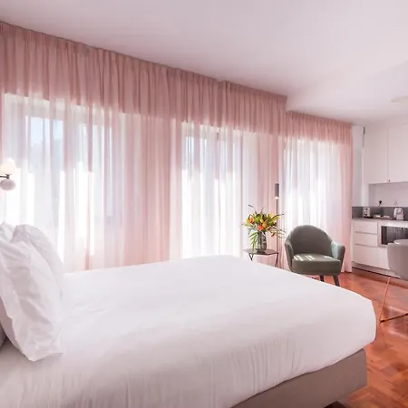 Serviced - Campos Apartment *